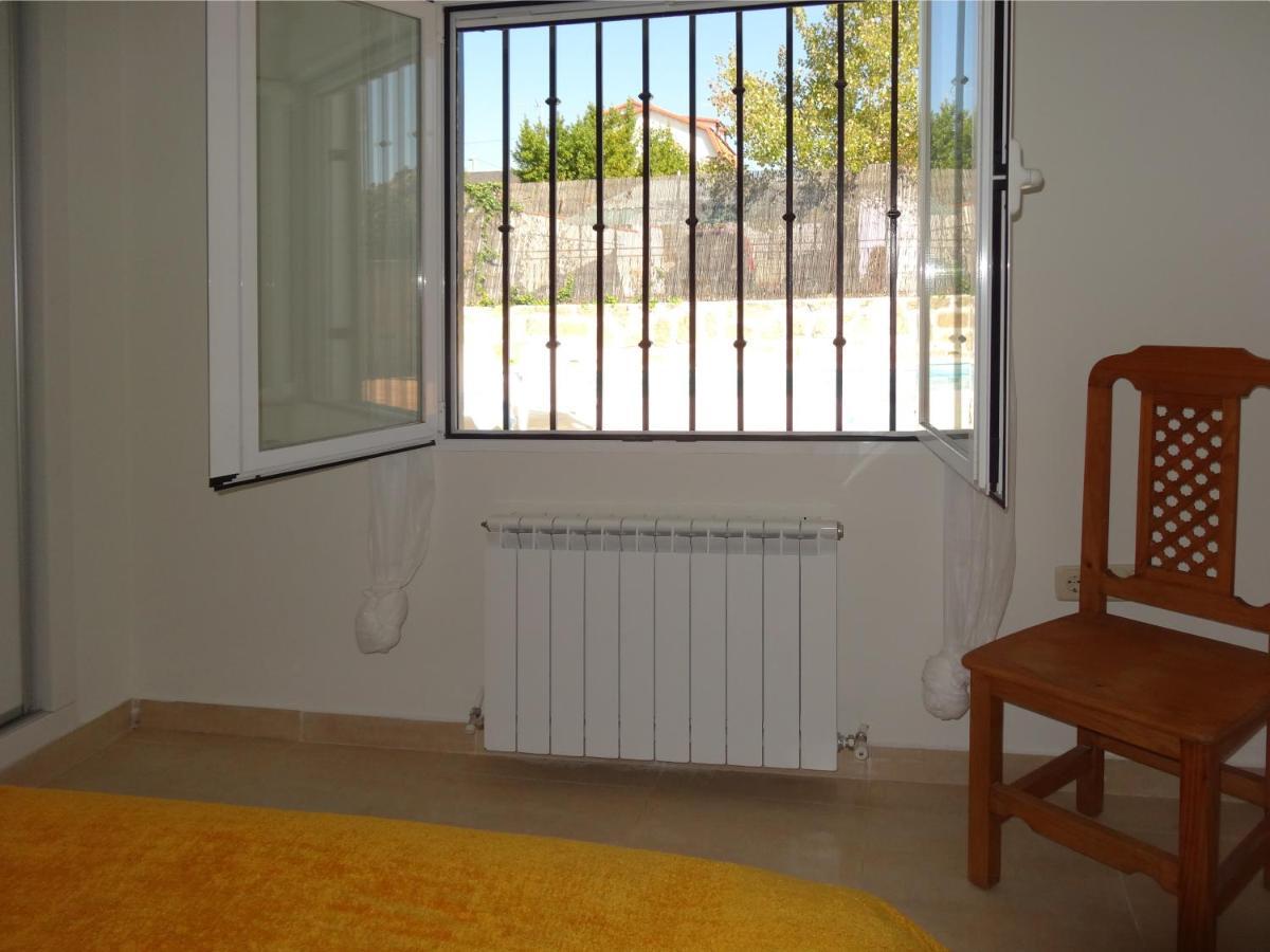 Casa Rural Mirando A La Pena "Grupo Mirando A Gredos" Cadalso de los Vidrios エクステリア 写真
